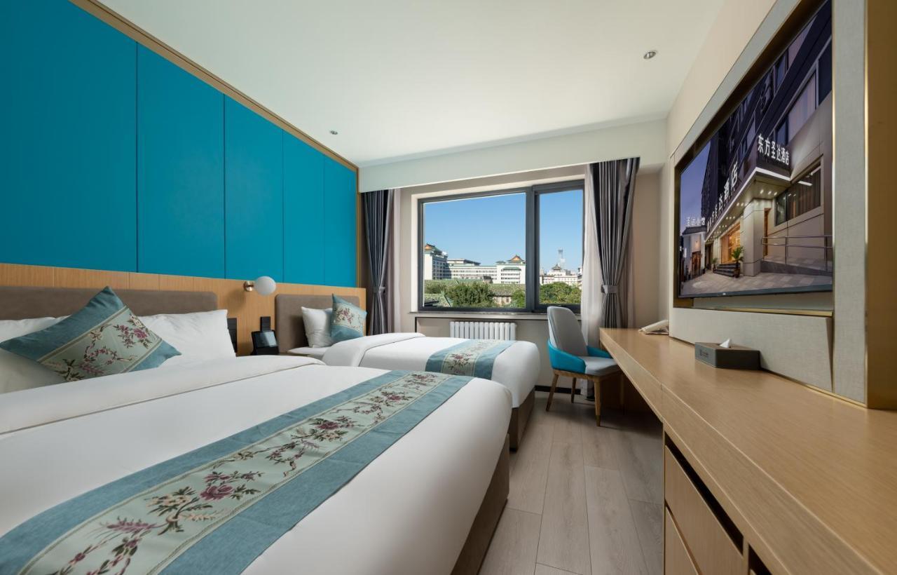 East Sacred Hotel--Very Near Beijing Tiananmen Square ,The Forbidden City,The Temple Of Heaven ,3 Minutes' Walk To Wangfujing Subway ,Located In The Center Of Beijing, Many Shopping Malls Around,Newly Renovated Hotel-Able To Receive Foreign Guests Pequim Exterior foto Deluxe room